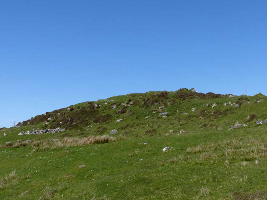 Dun Tom na h-Uraich (Stone Fort / Dun) by LesHamilton