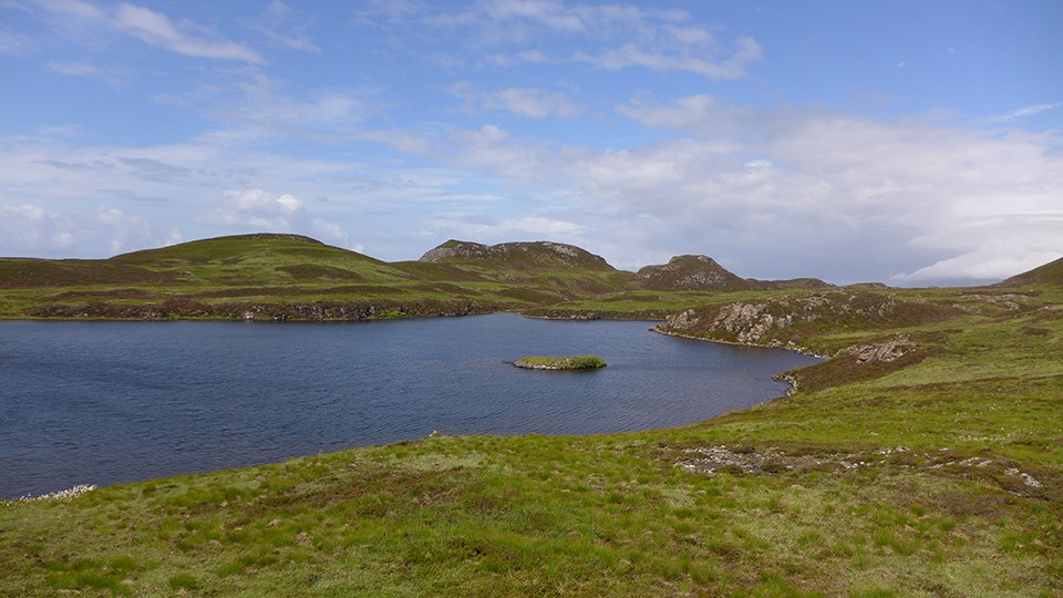 Loch Nam Ban Mora (Stone Fort / Dun) by thelonious