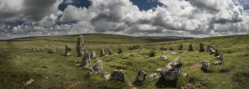 Down Tor (Stone Row / Alignment) by A R Cane