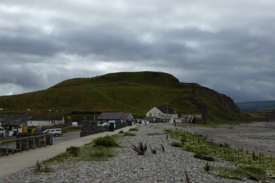 Dinas Dinlle (Cliff Fort) by thesweetcheat