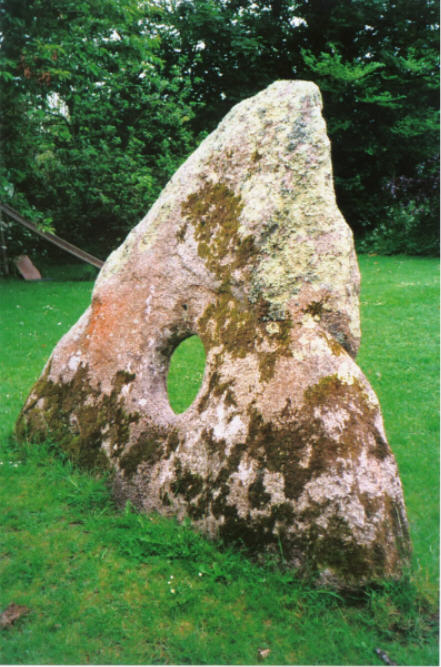Tolvan Holed Stone (Holed Stone) by hamish
