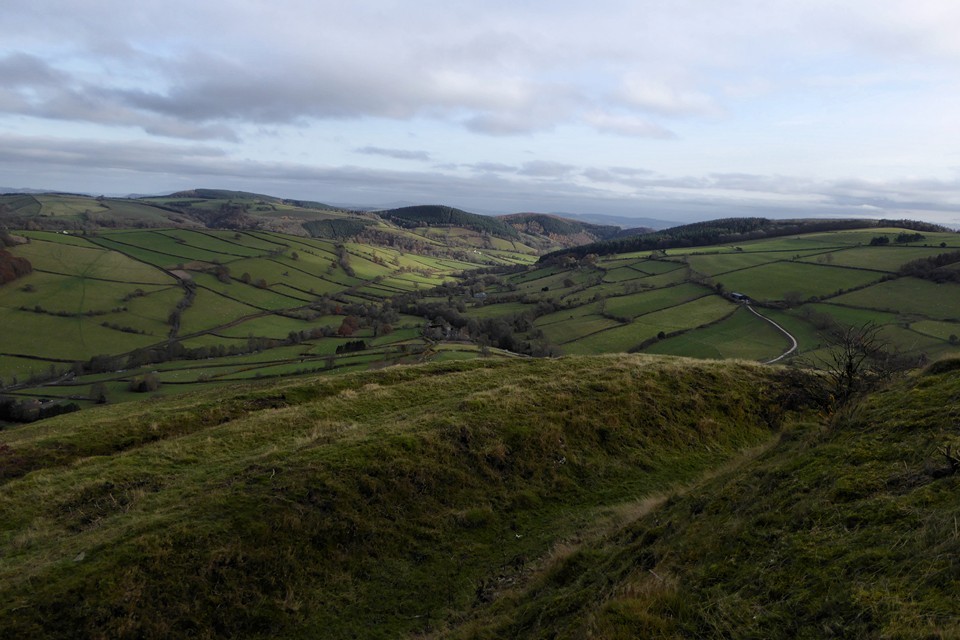 Caer Caradoc (Chapel Lawn) (Hillfort) by thesweetcheat