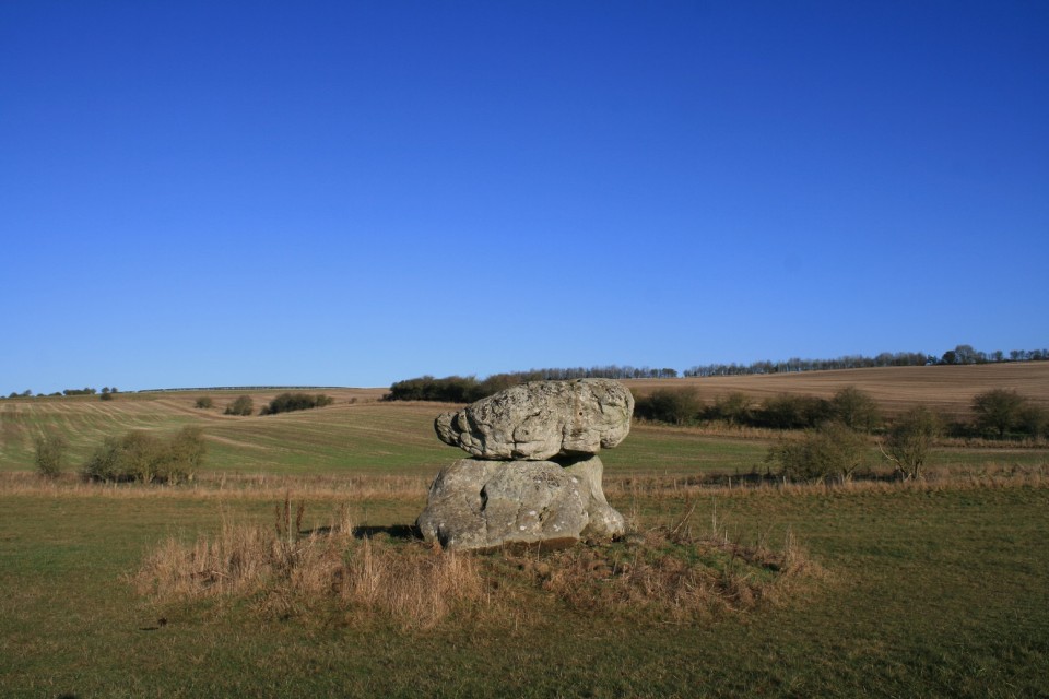 Devil's Den (Chambered Tomb) by postman