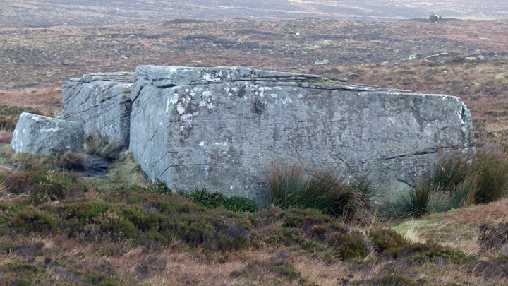 The Dwarfie Stane (Chambered Tomb) by wideford