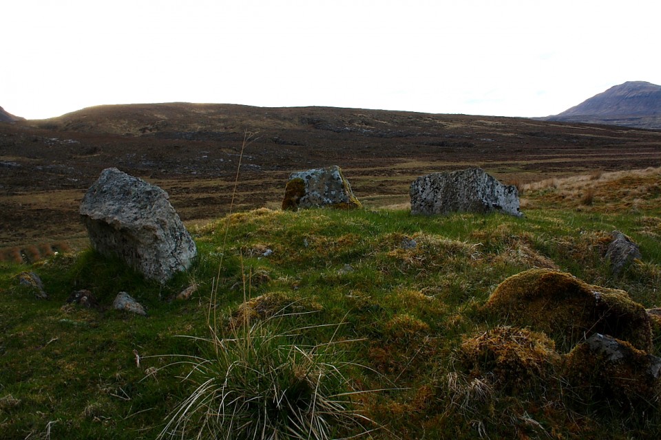 Knockan (Chambered Cairn) by GLADMAN