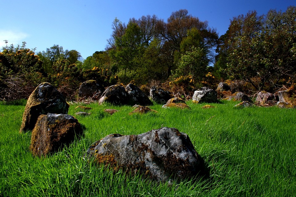 Kinchyle of Dores (Clava Cairn) by GLADMAN