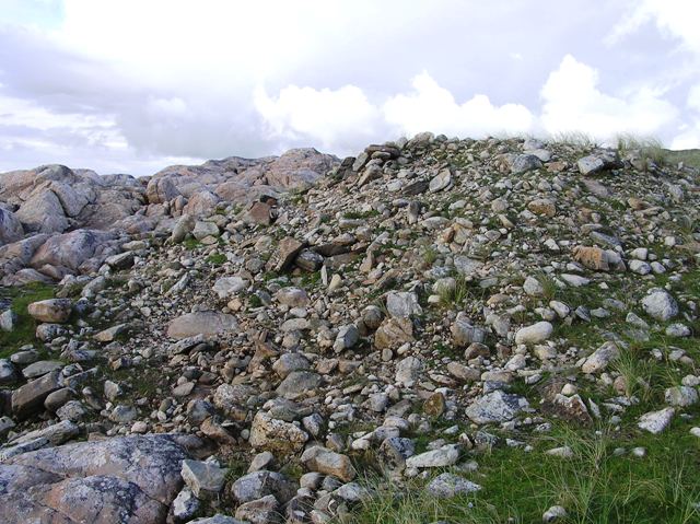 Borve Burial Cairn (Cairn(s)) by drewbhoy