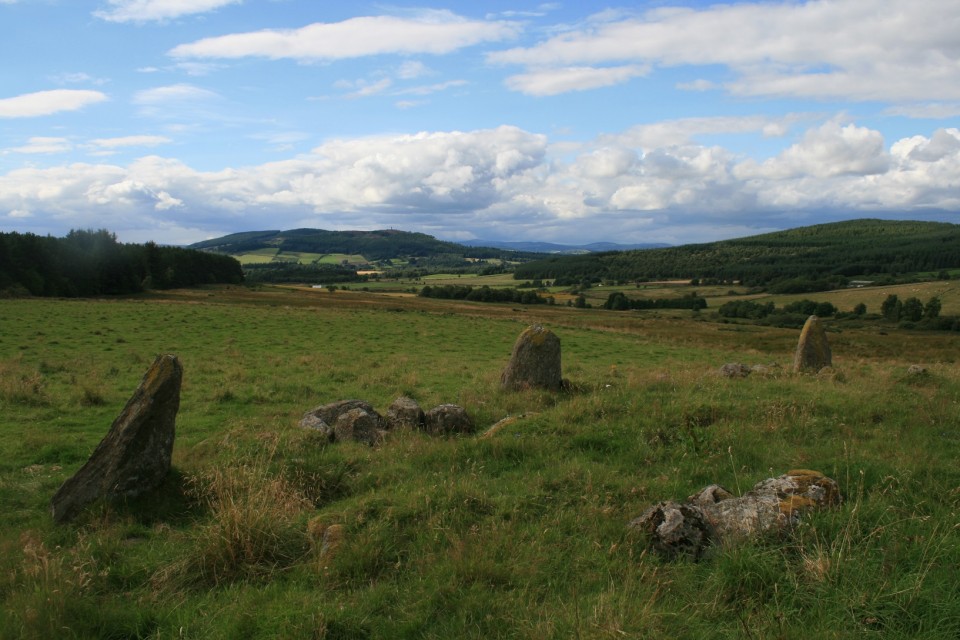 Esslie the Greater (Stone Circle) by postman