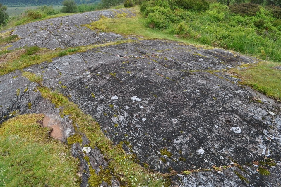 Achnabreck (Cup and Ring Marks / Rock Art) by Nucleus