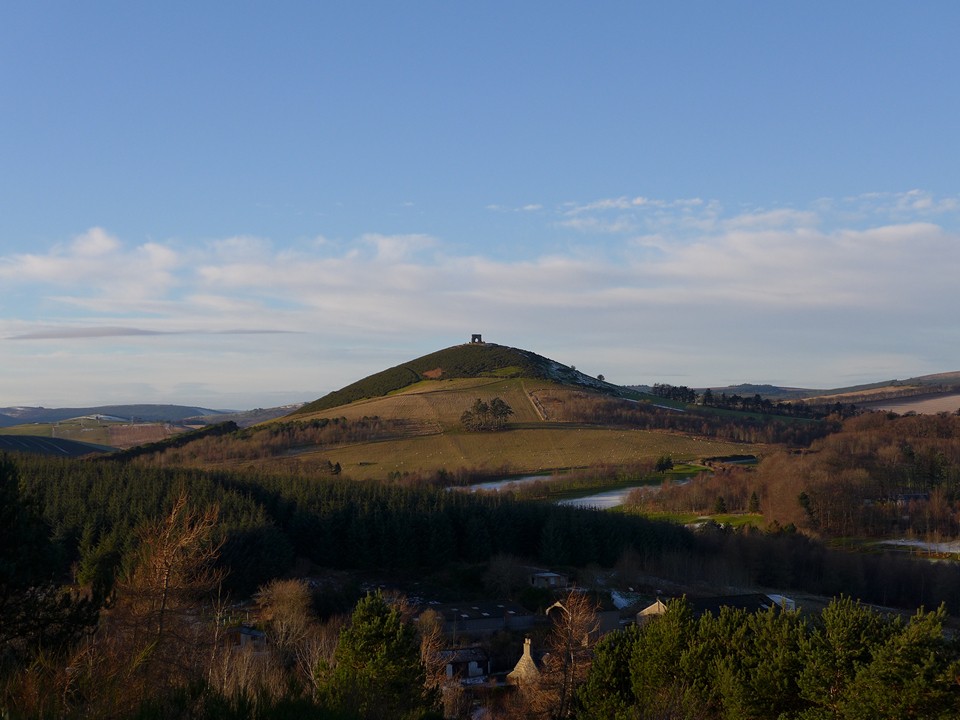 Dunnideer (Hillfort) by thelonious