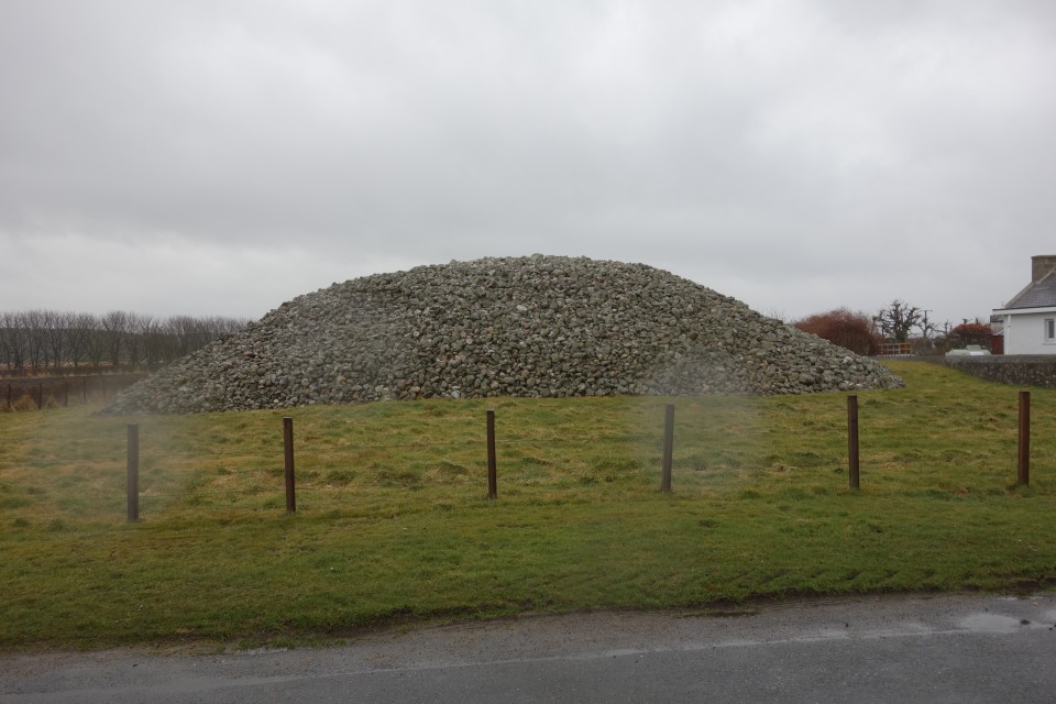Memsie Burial Cairn (Round Cairn) by costaexpress