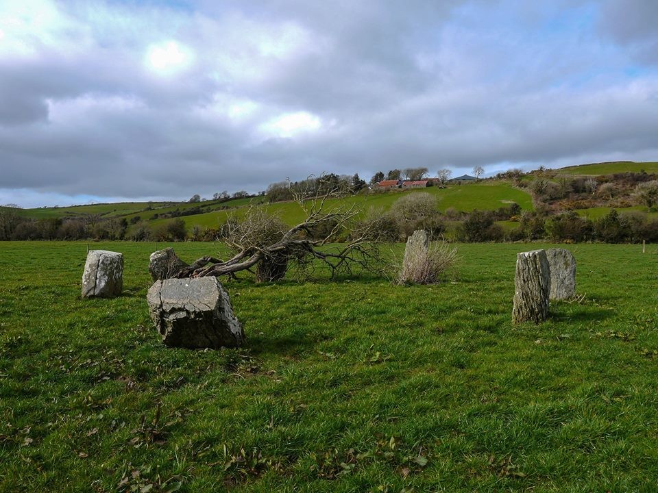 Ballyvackey (Stone Circle) by Meic