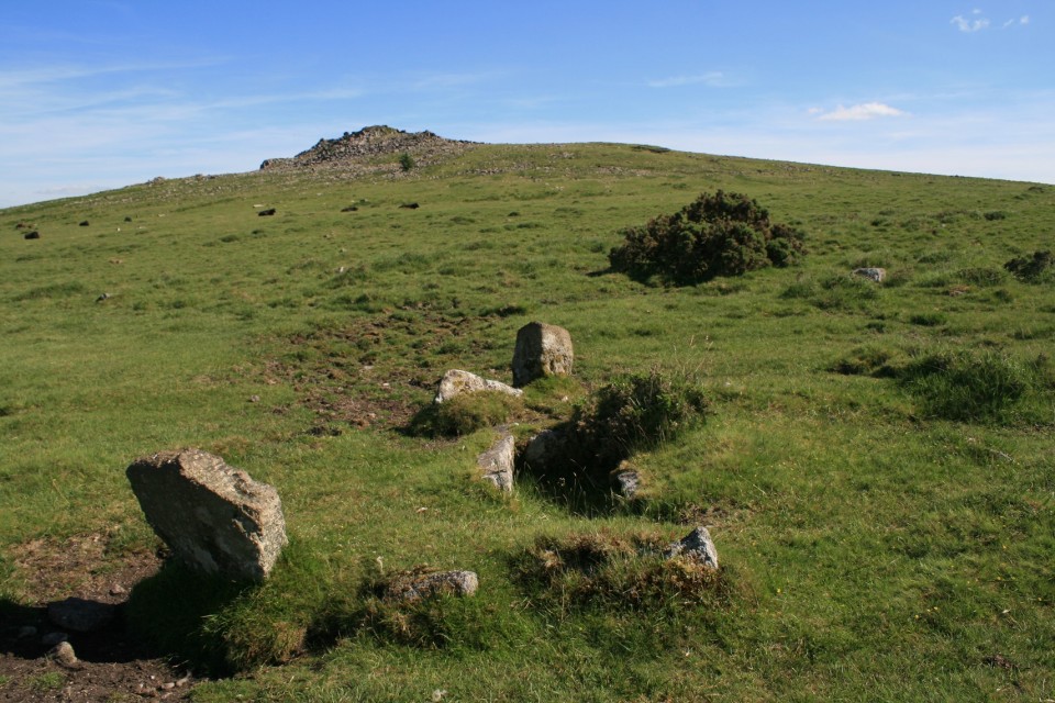 Sharpitor cairns (Cairn(s)) by postman