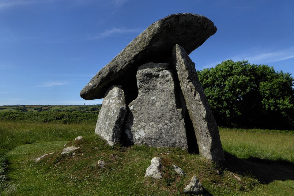 Trethevy Quoit (Dolmen / Quoit / Cromlech) by thesweetcheat
