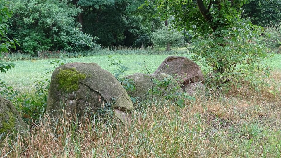 Hatten 1 (Chambered Tomb) by Nucleus