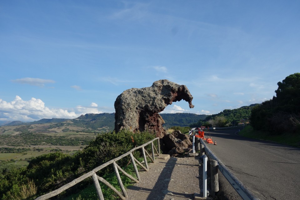 L'Elefante (Rock Cut Tomb) by costaexpress