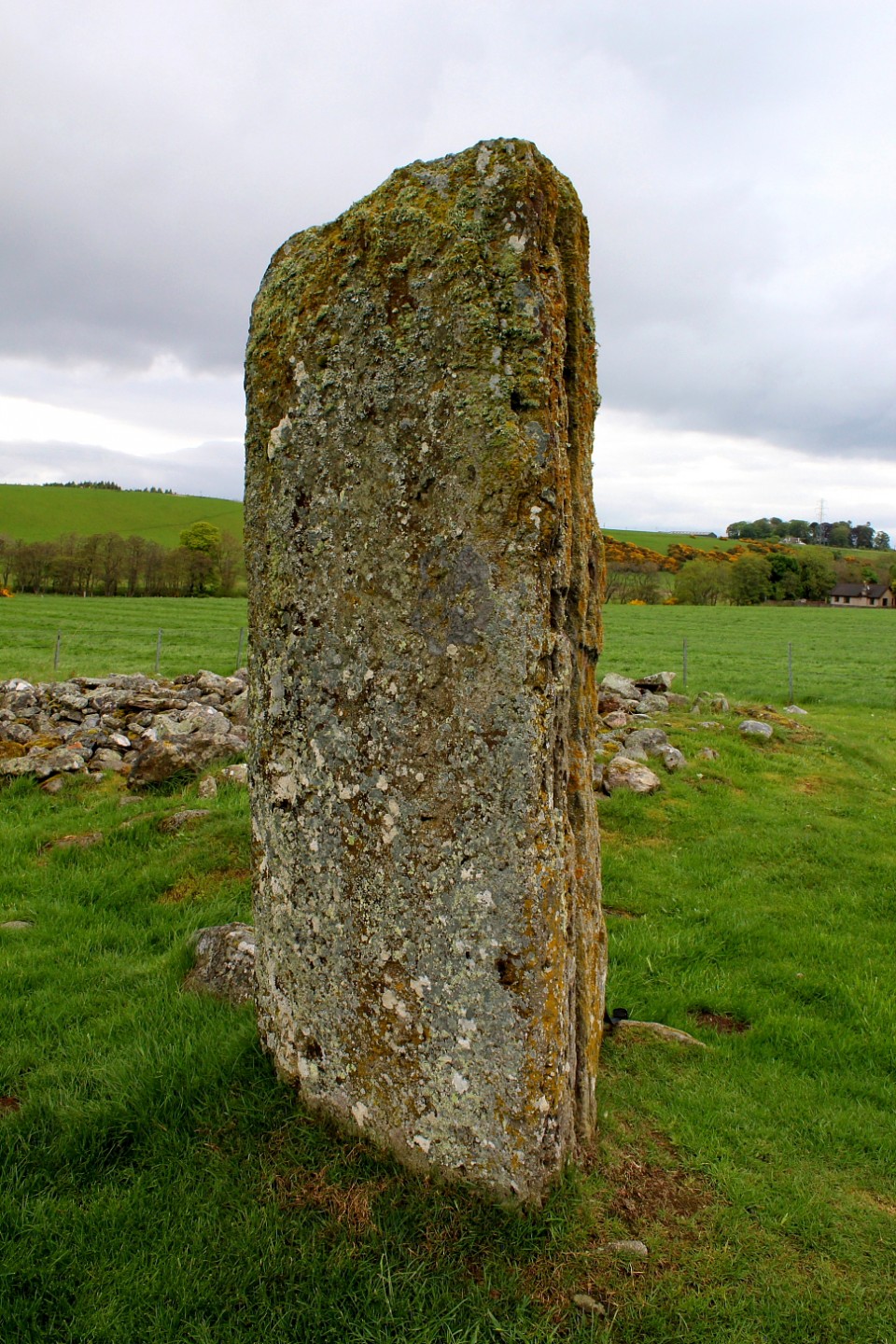 Miltown of Clava (Clava Cairn) by GLADMAN