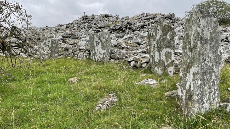 Dun Ruadh (Stone Circle) by ryaner
