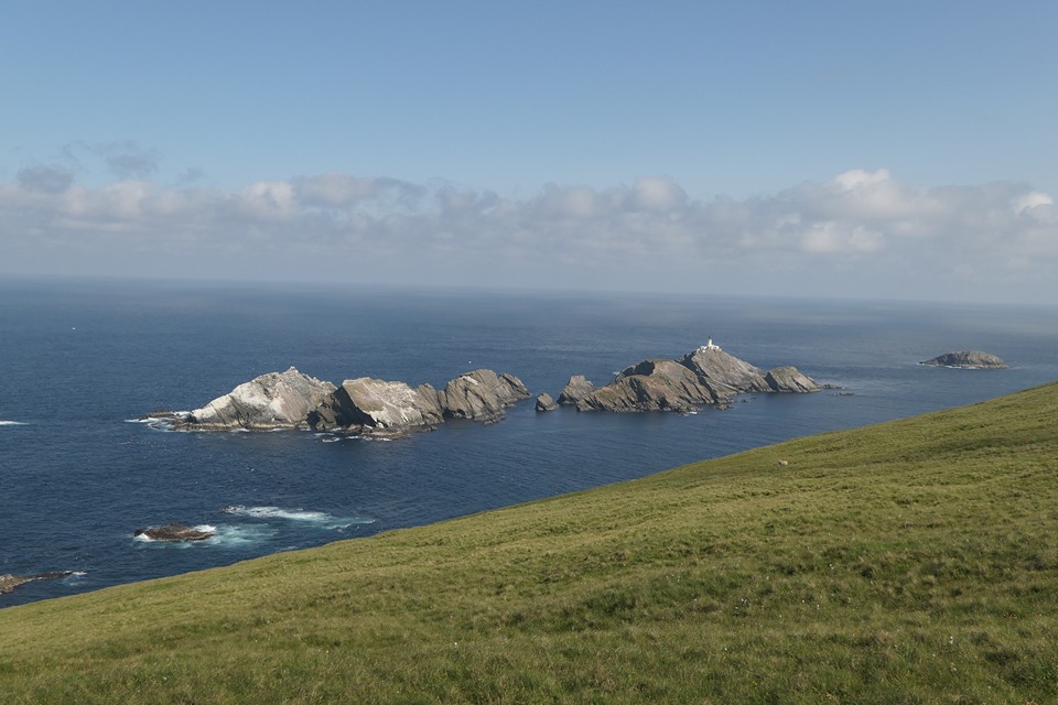 Muckle Flugga (Rocky Outcrop) by thelonious