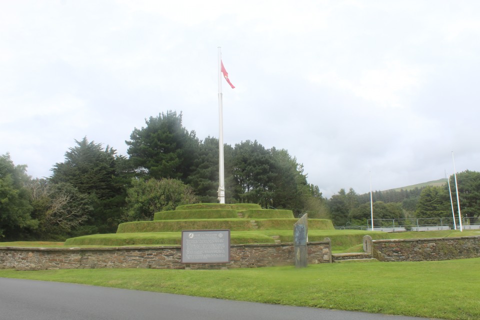 Tynwald Hill (Artificial Mound) by postman