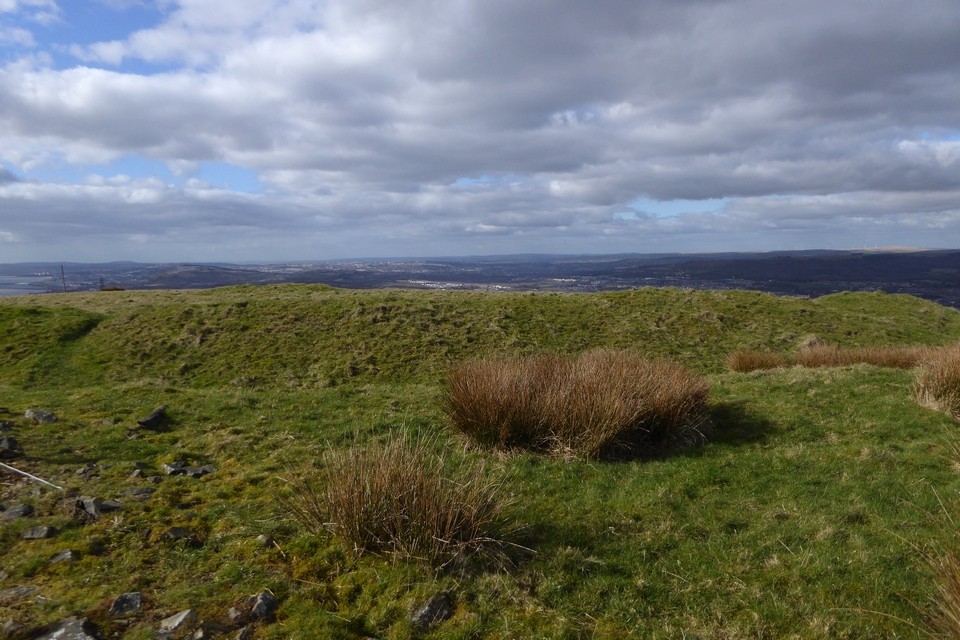 Buarth y Gaer (Hillfort) by thesweetcheat