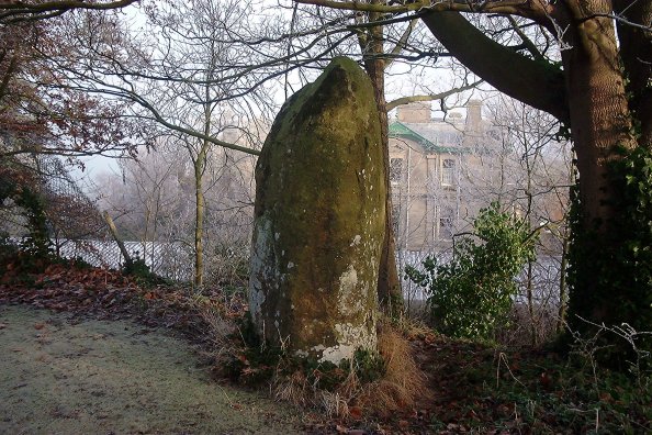 Craigclowan (Standing Stone / Menhir) by nickbrand
