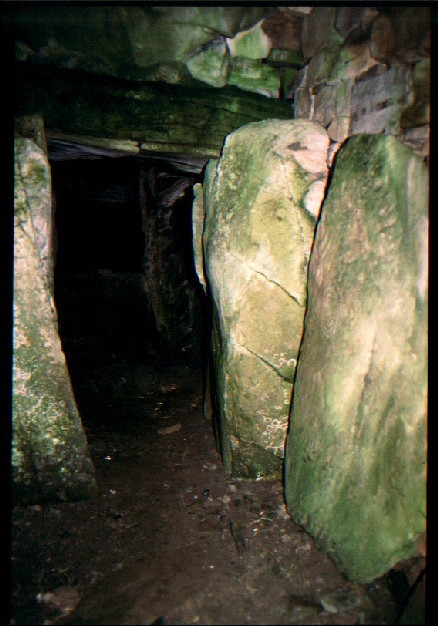 Cairn T (Passage Grave) by greywether
