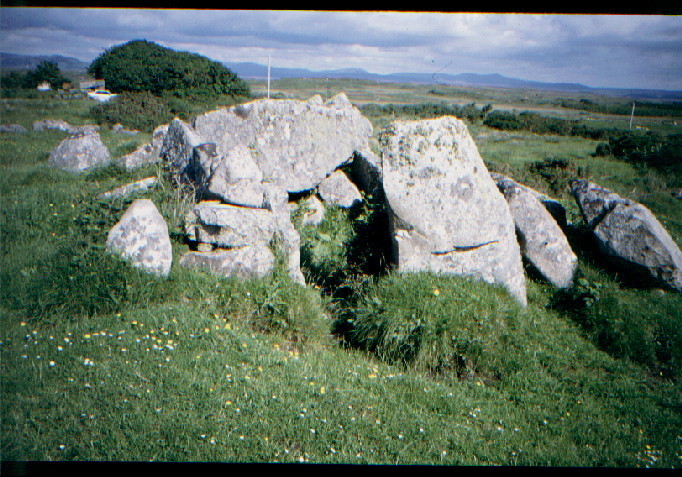 Kilclooney More (Court Tomb) by greywether