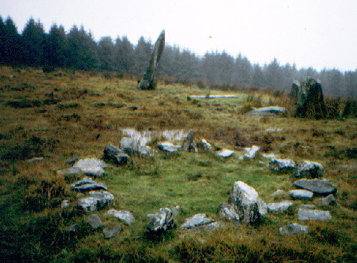 Knocknakilla (Stone Circle) by greywether