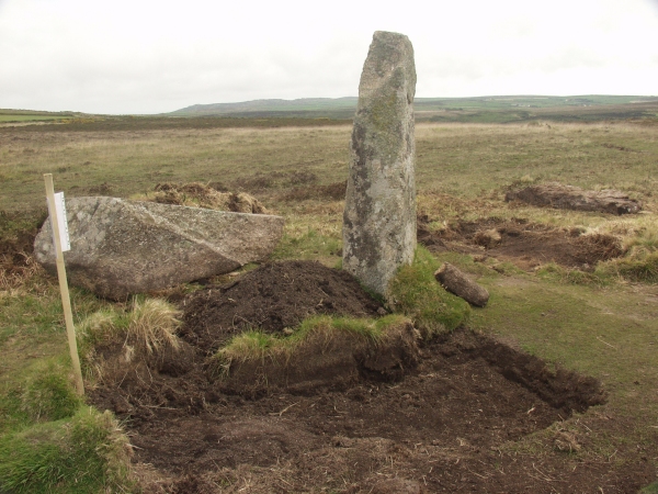 Nine Maidens of Boskednan (Stone Circle) by ocifant