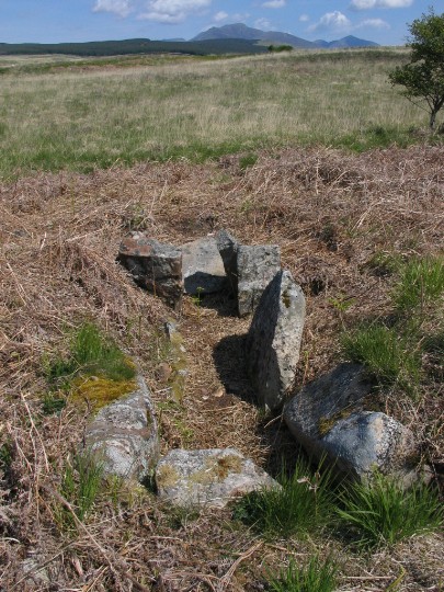 Tormore II (Chambered Cairn) by greywether