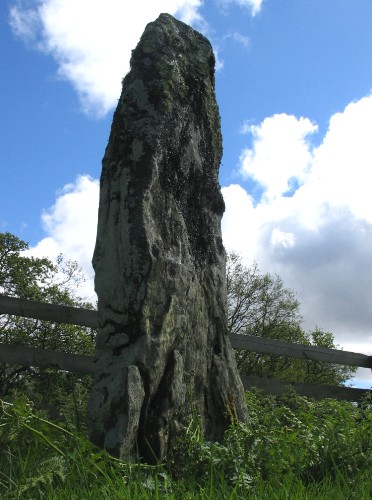Avinagillan (Standing Stone / Menhir) by greywether