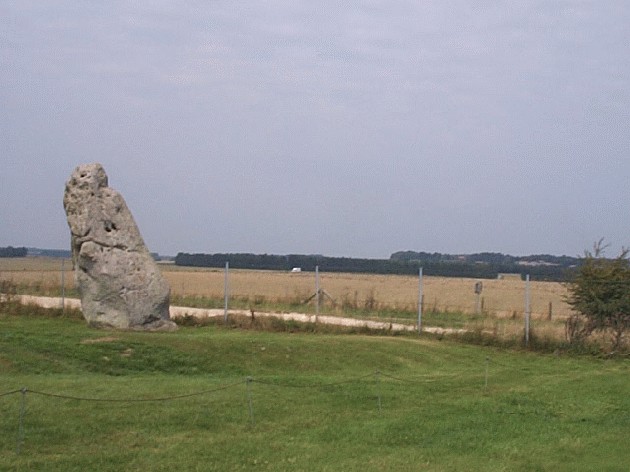 Stonehenge (Circle henge) by Chris