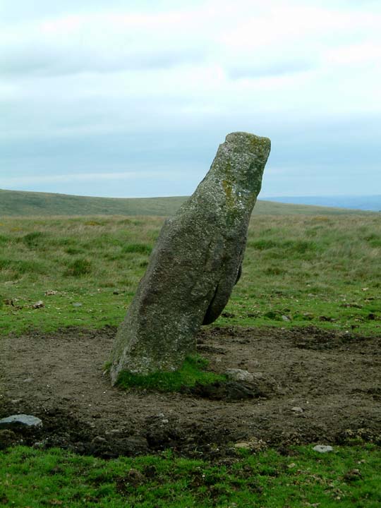 Piles Hill longstone (Standing Stone / Menhir) by Mr Hamhead
