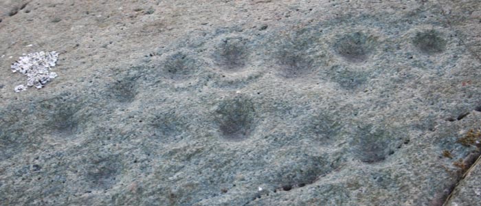 Baluachraig (Cup and Ring Marks / Rock Art) by Hob