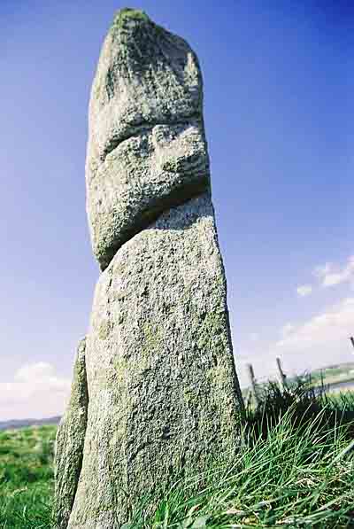 Cnoc Ceann a'Gharraidh (Stone Circle) by follow that cow