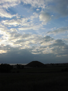 Silbury Hill (Artificial Mound) by treaclechops