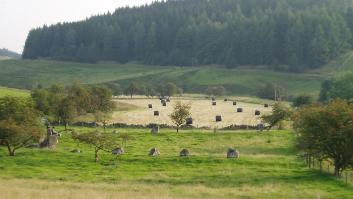Girdle Stanes & Loupin Stanes (Stone Circle) by pebblesfromheaven