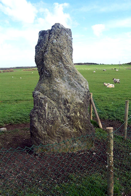 Ty Mawr (Standing Stone / Menhir) by IronMan