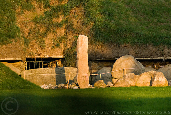 Knowth by CianMcLiam