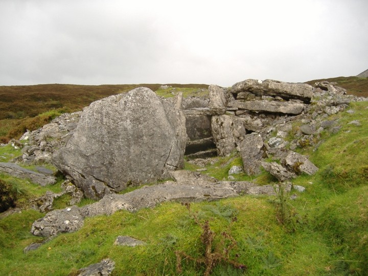 Carrowkeel - Cairn E (Court Tomb) by bawn79