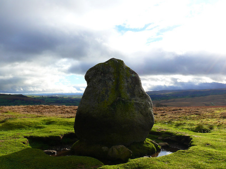 The Cop Stone (Standing Stone / Menhir) by rockartwolf