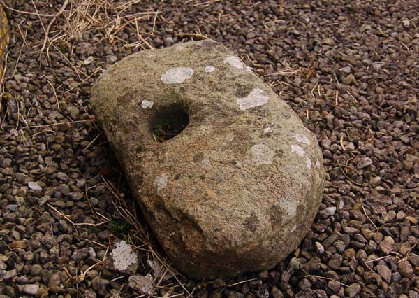 Kilteel (Bullaun Stone) by megaman