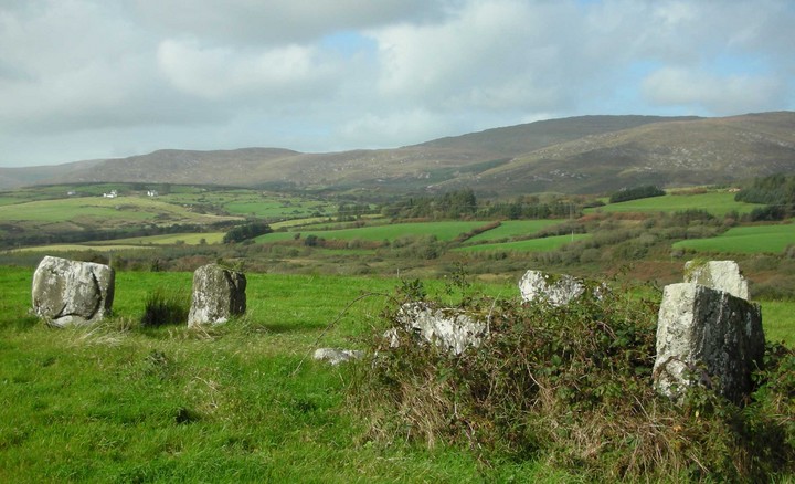 Clodagh (Stone Circle) by caealun