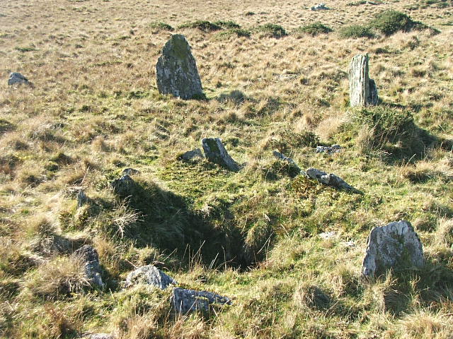 Llyn Eiddew-Bach (Stone Circle) by postman