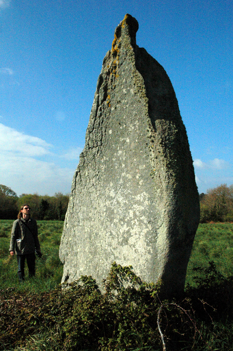 Menhir de Kerluir (Standing Stone / Menhir) by Jane
