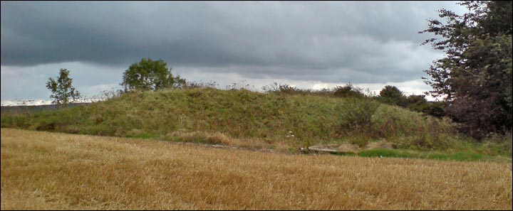 White Sheet Hill (Long Barrow) by mrcrusty