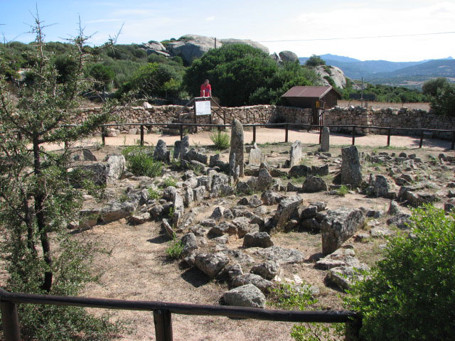 Li Muri (Megalithic Cemetery) by sals