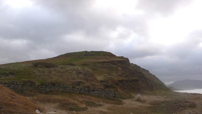 Dinas Dinlle (Cliff Fort) by skins