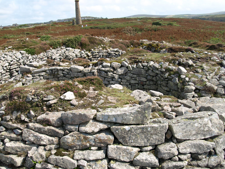 Carn Gluze (Chambered Cairn) by formicaant